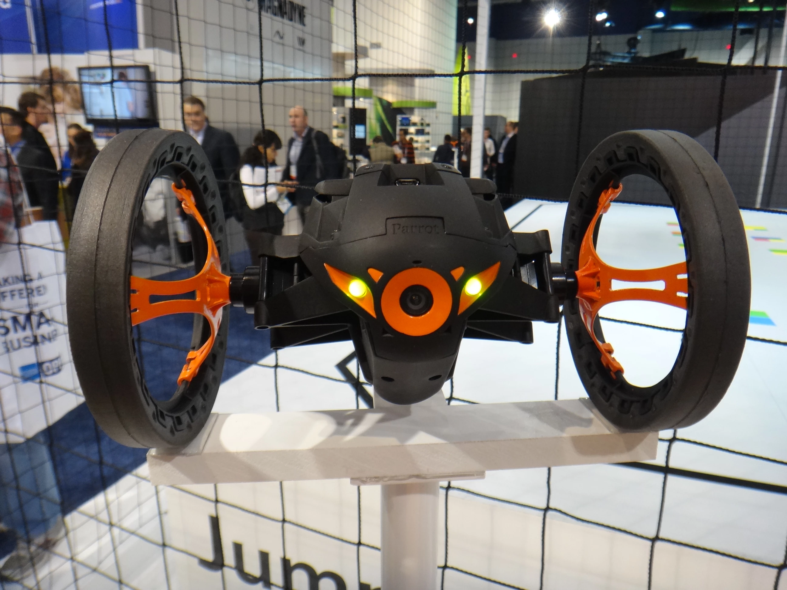 Parrot debuts rolling MiniDrone and Jumping Sumo bot
